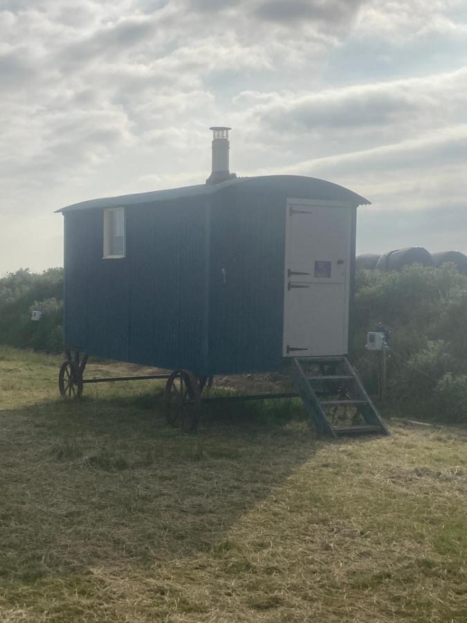 Hôtel Coast Path Camping à Haverfordwest Extérieur photo